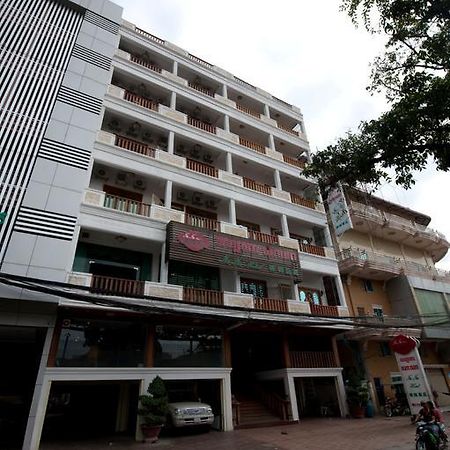 Circuit Hotel & Cafe - Nana Hotel Phnom Penh Eksteriør bilde